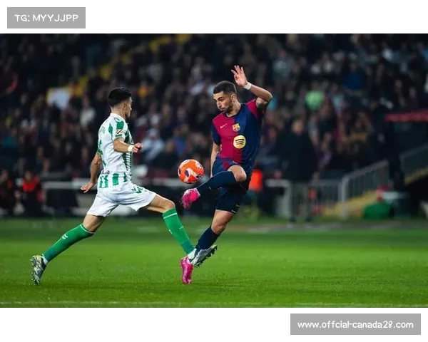 巴萨5-3客胜贝蒂斯,费兰-托雷斯半场戴帽